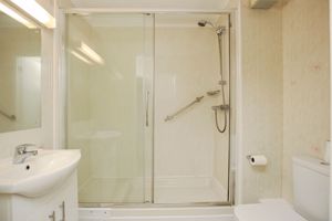 SHOWER ROOM- click for photo gallery